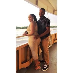 Meet your Posher, Candace